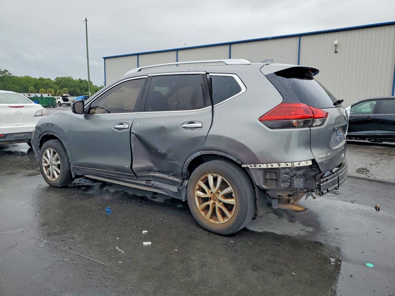 2018 NISSAN ROGUE