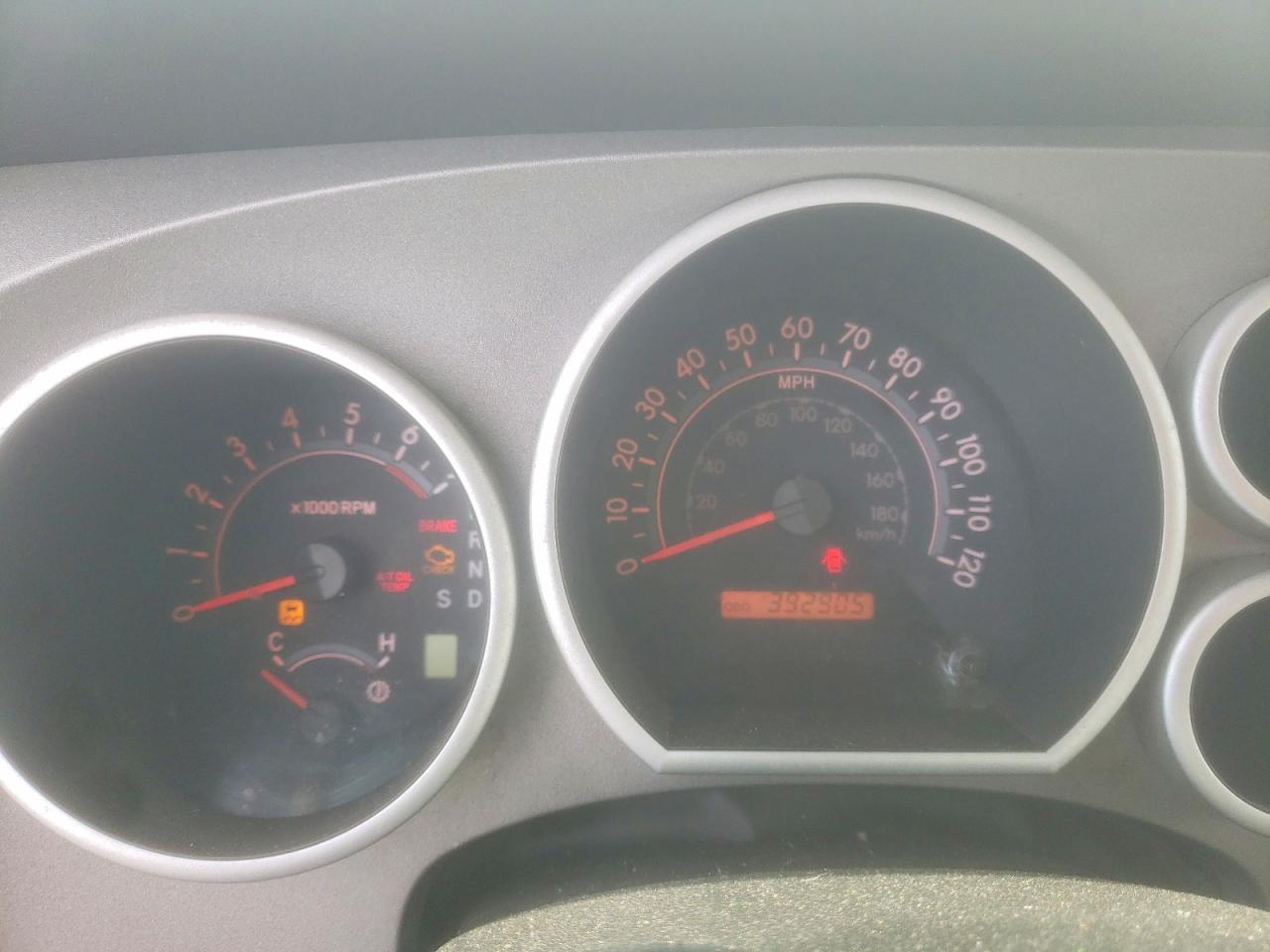 2010 TOYOTA TUNDRA GRA