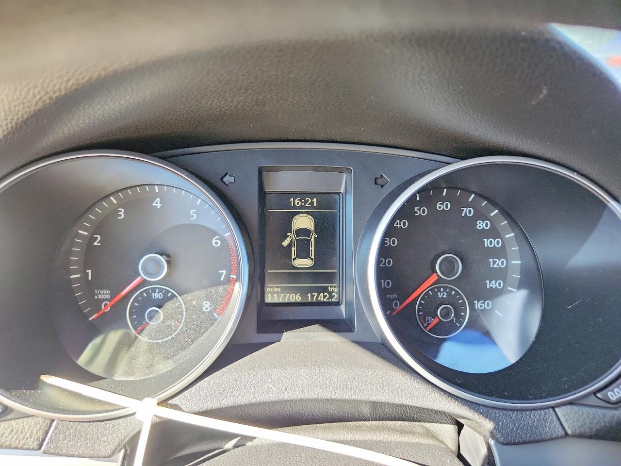2012 VOLKSWAGEN GOLF