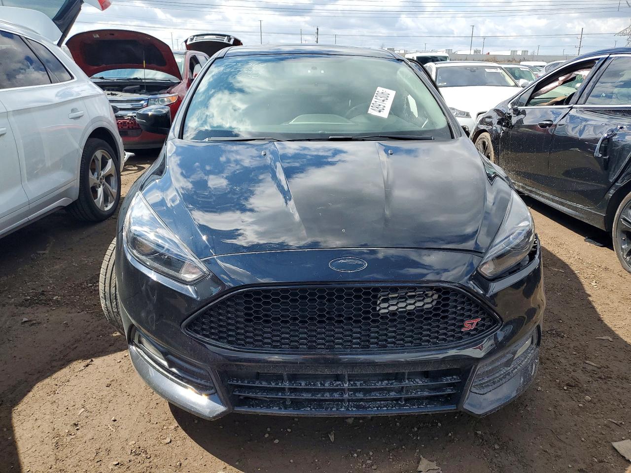 2016 FORD FOCUS