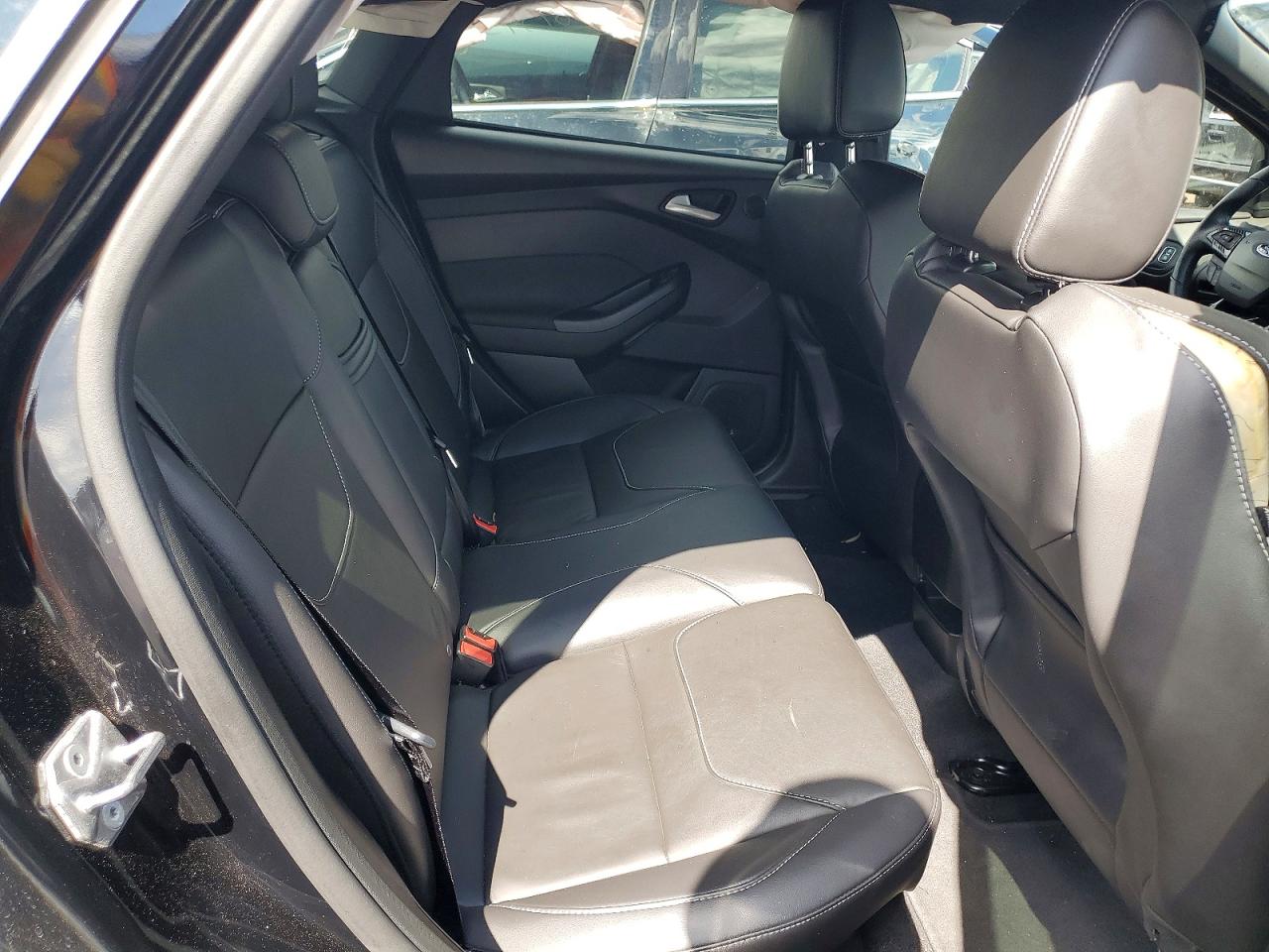 2016 FORD FOCUS