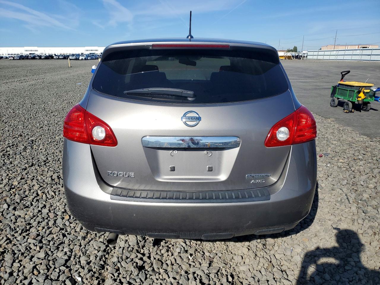 2013 NISSAN ROGUE