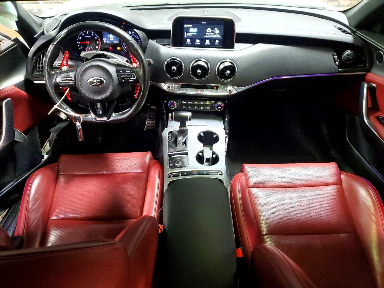 2020 KIA STINGER