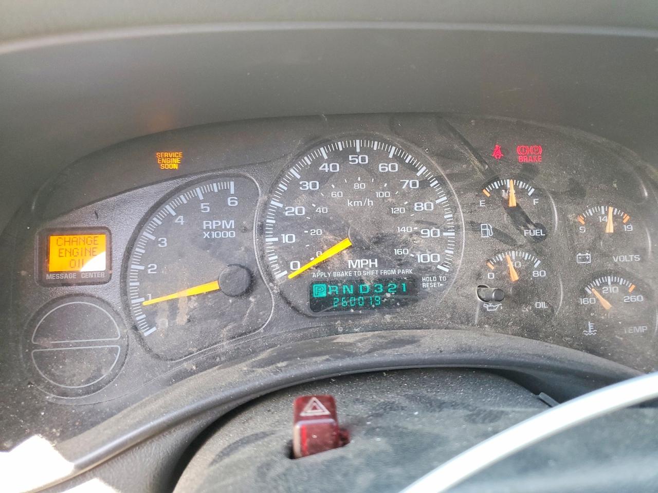 2001 CHEVROLET SUBURBAN