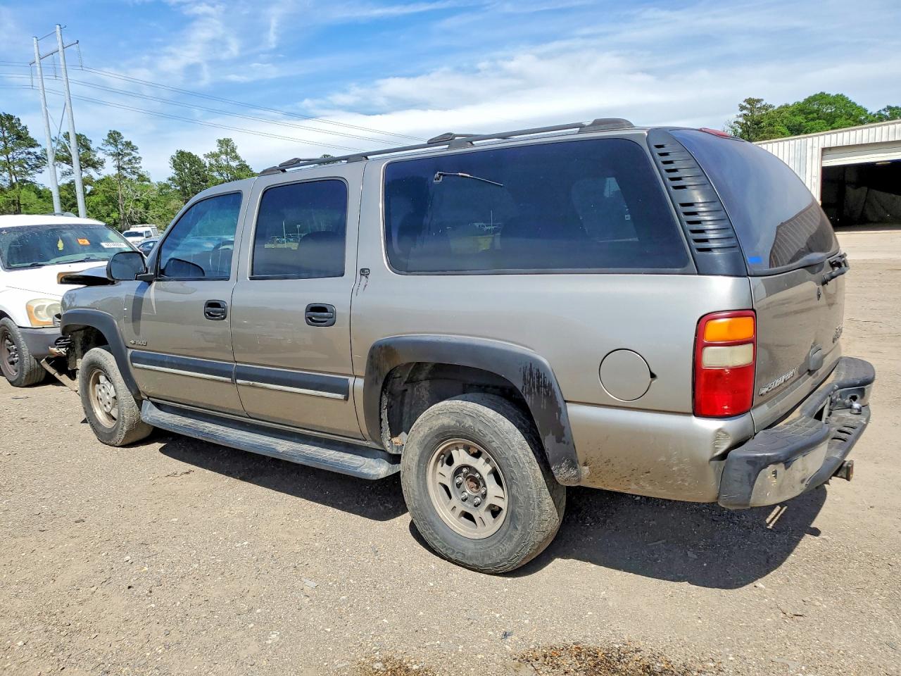 2001 CHEVROLET SUBURBAN