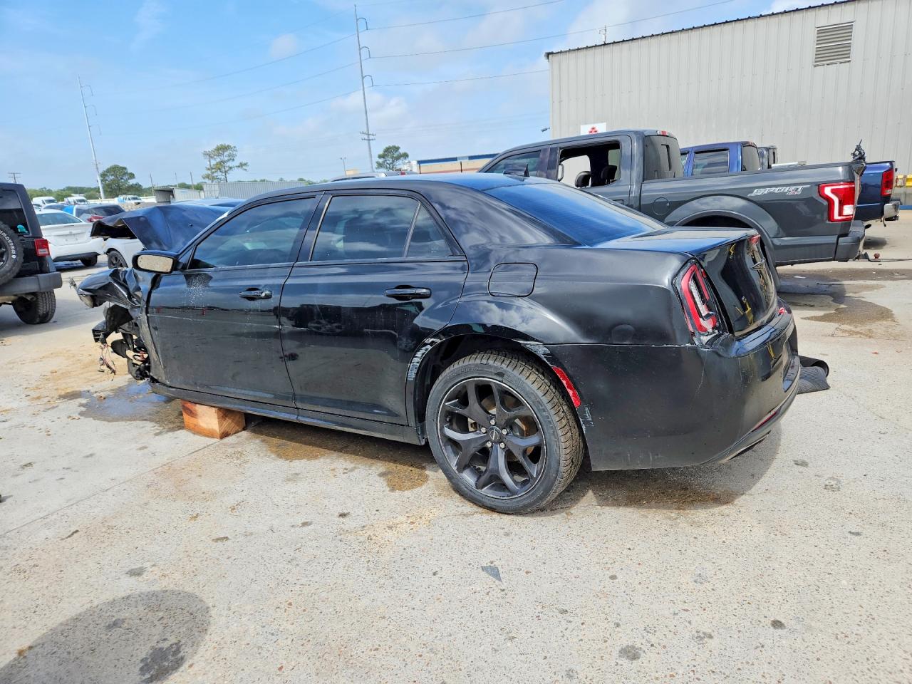 2021 CHRYSLER 300