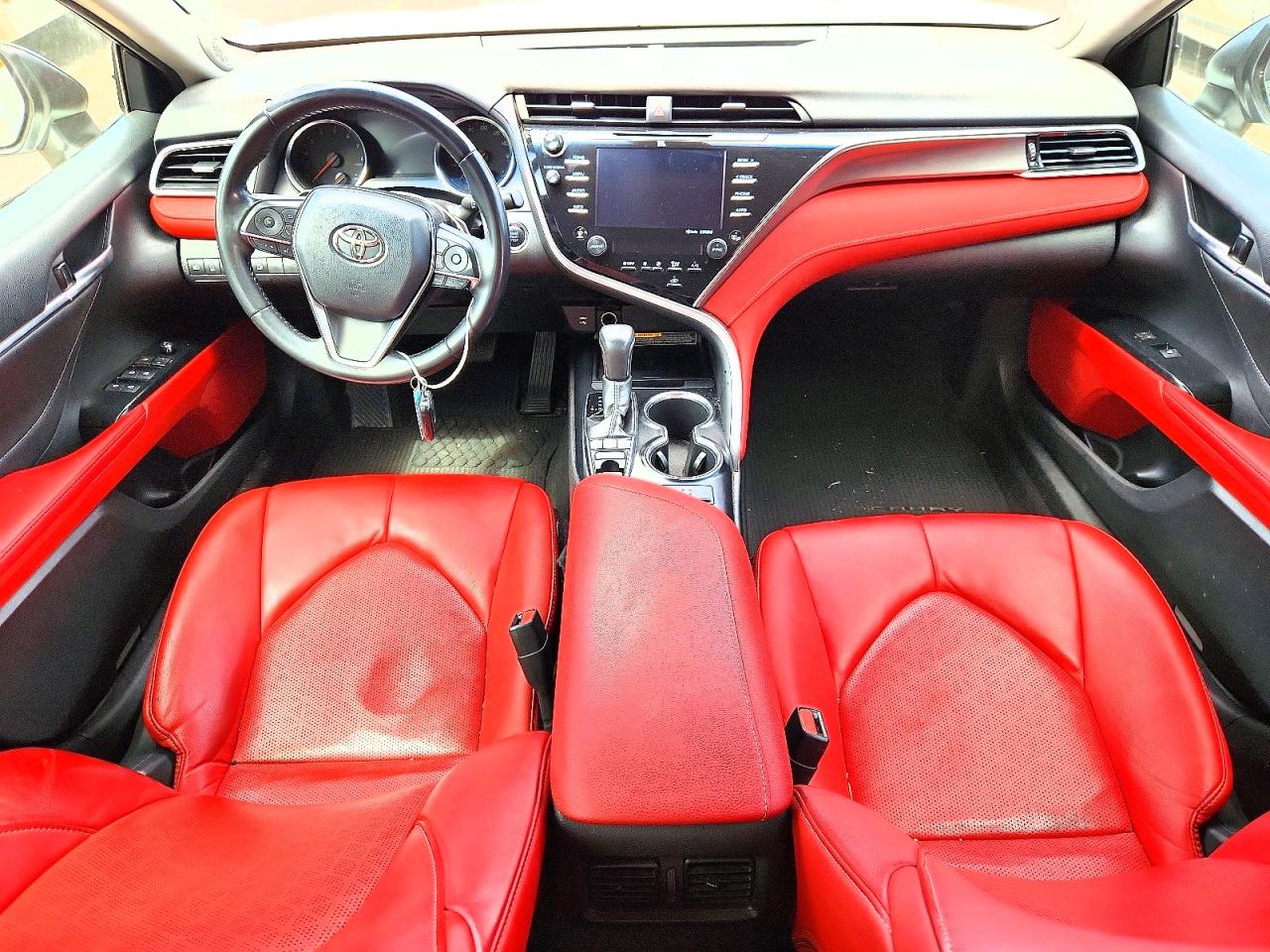 2018 TOYOTA CAMRY