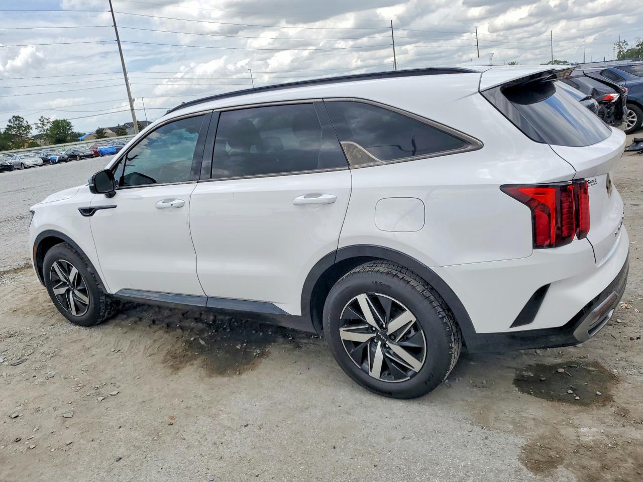 2022 KIA SORENTO