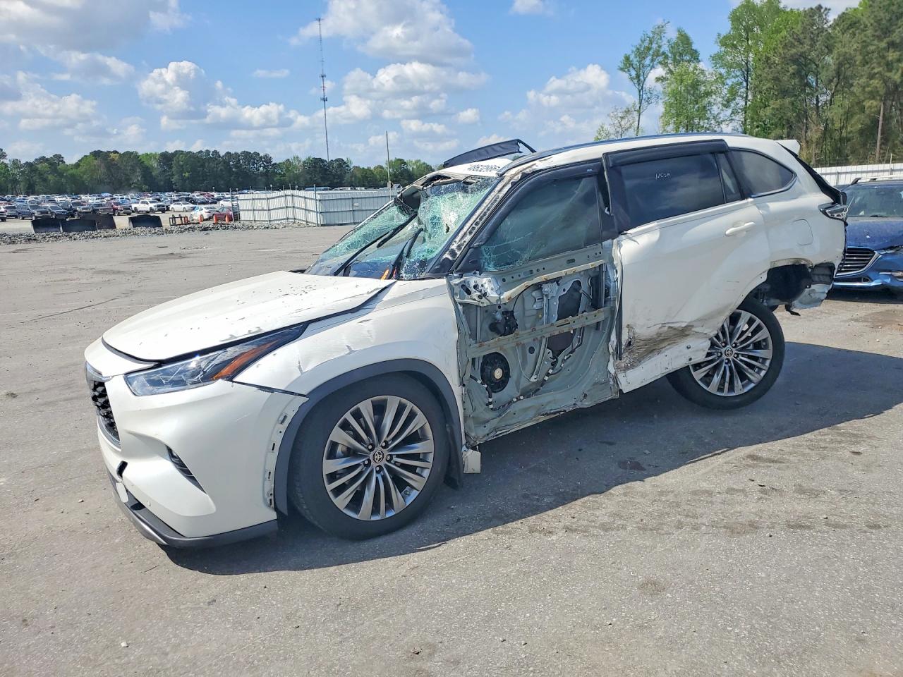 2021 TOYOTA HIGHLANDER