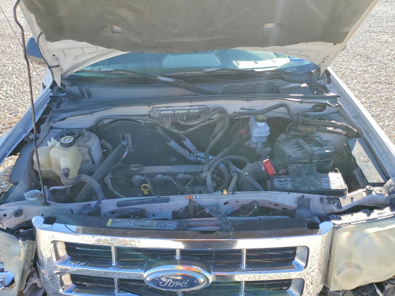 2010 FORD ESCAPE