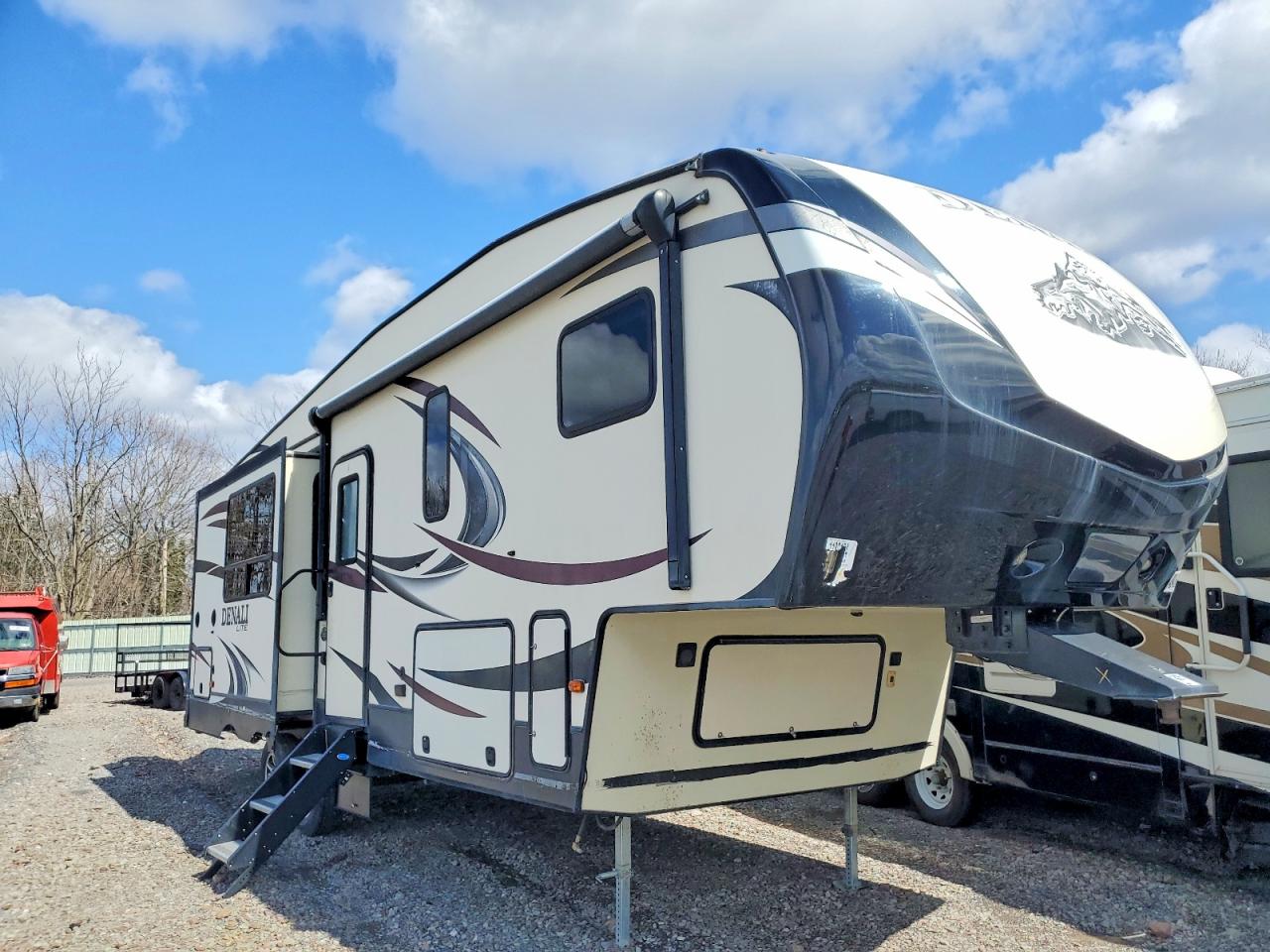 2016 DUTCHMAN DENALI RV