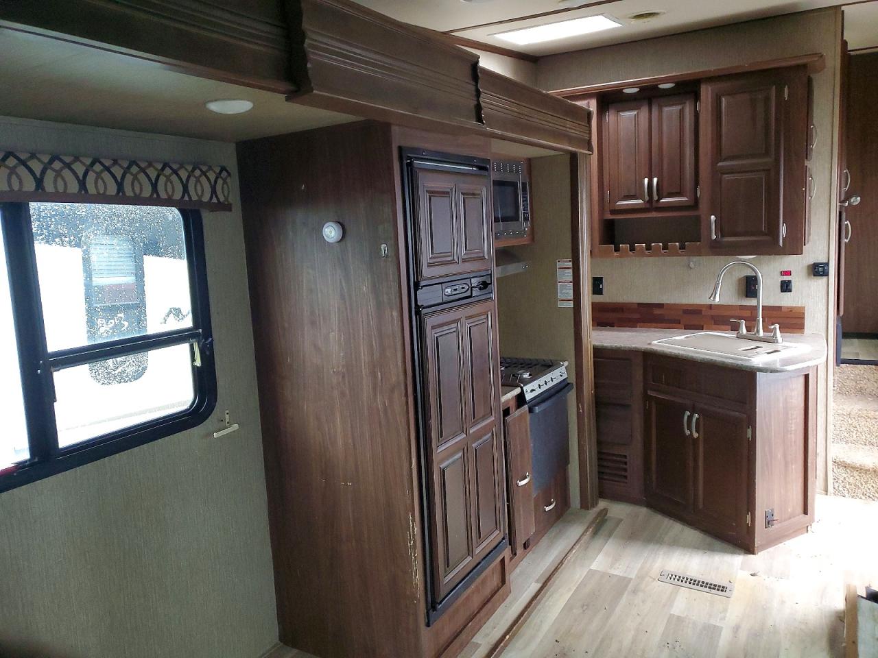 2016 DUTCHMAN DENALI RV