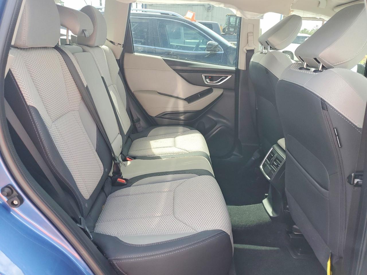 2020 SUBARU FORESTER
