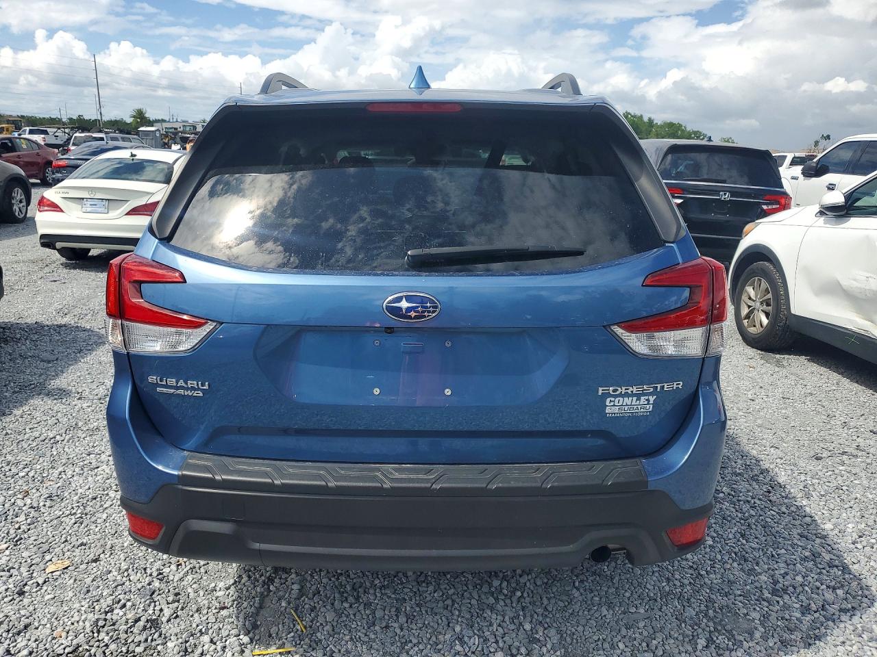 2020 SUBARU FORESTER