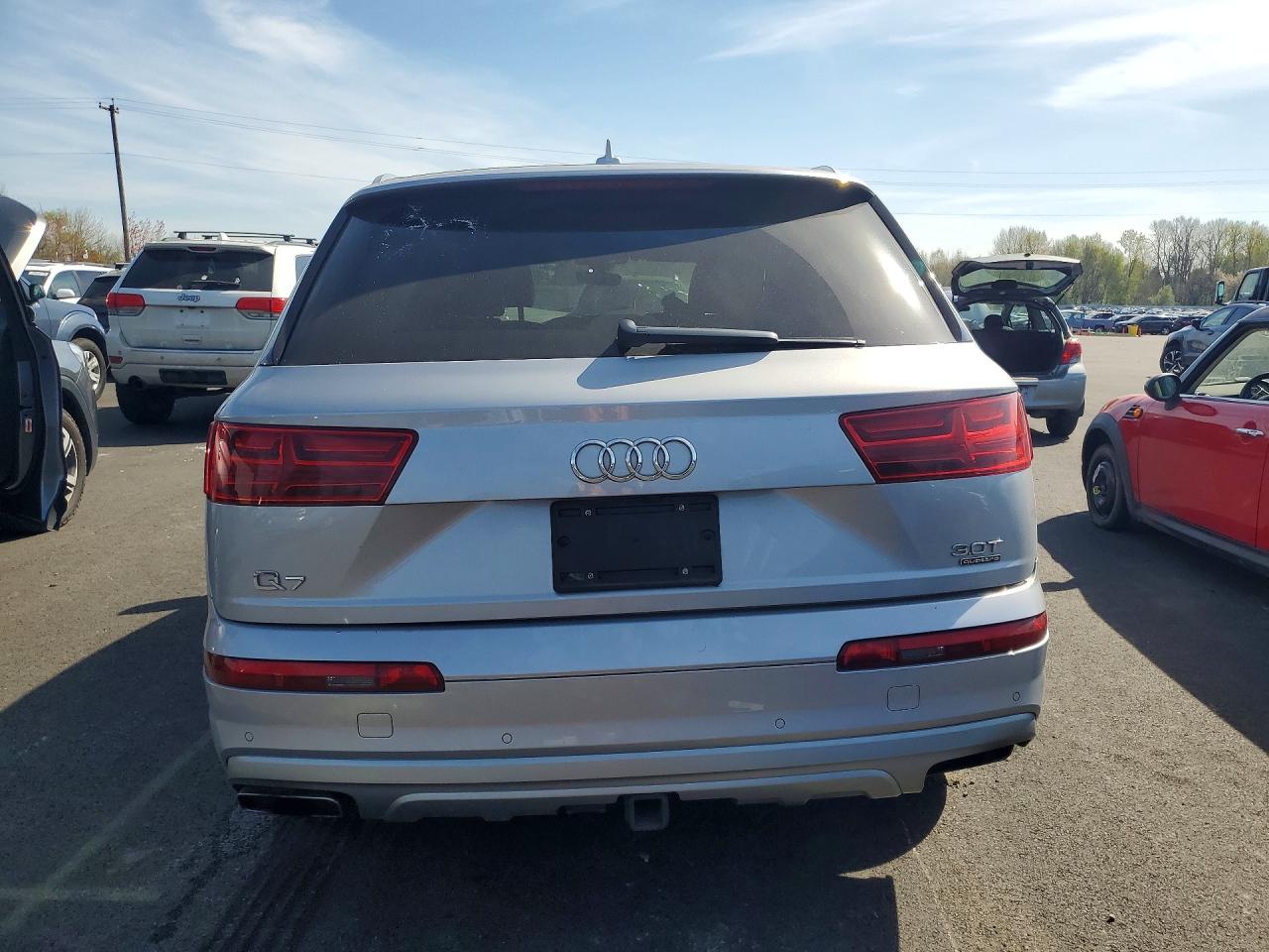 2017 AUDI Q7