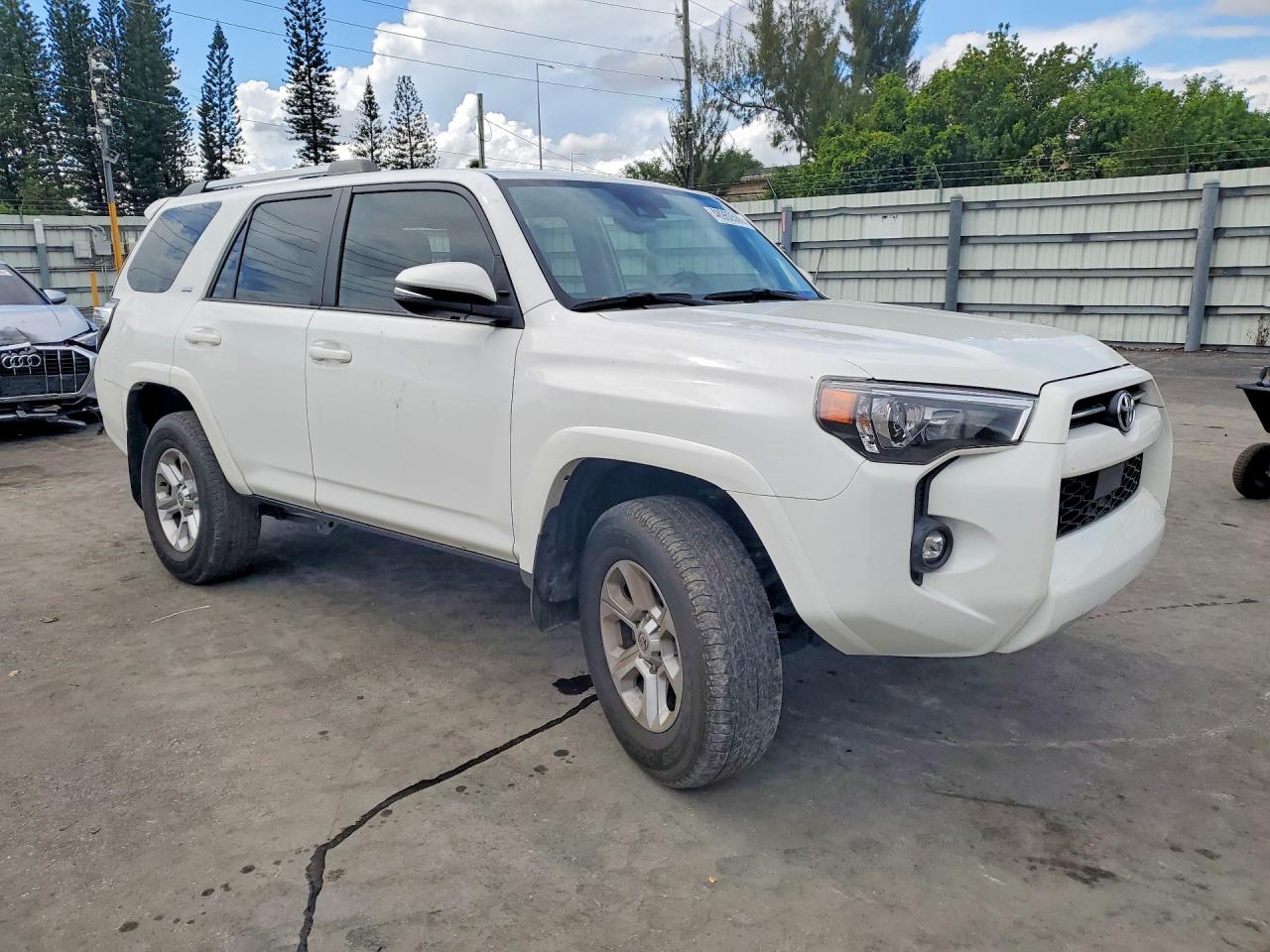 2023 TOYOTA 4RUNNER