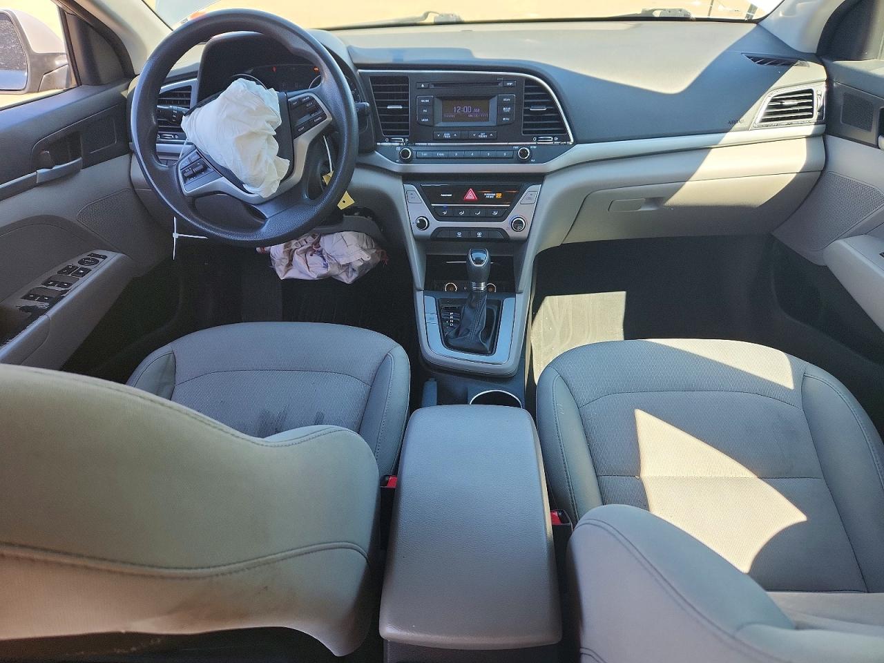 2017 HYUNDAI ELANTRA