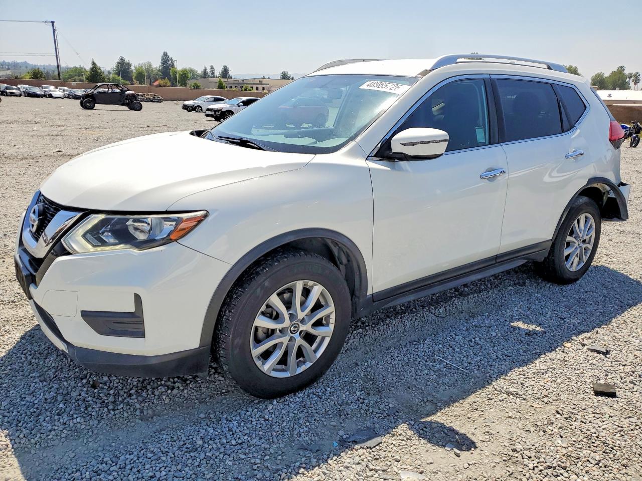 2017 NISSAN ROGUE