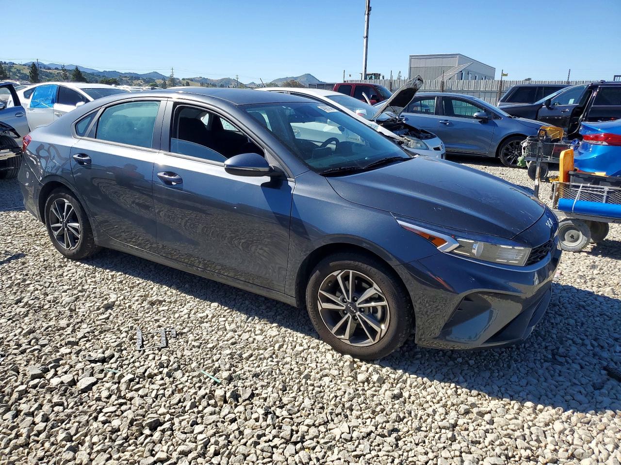 2023 KIA FORTE