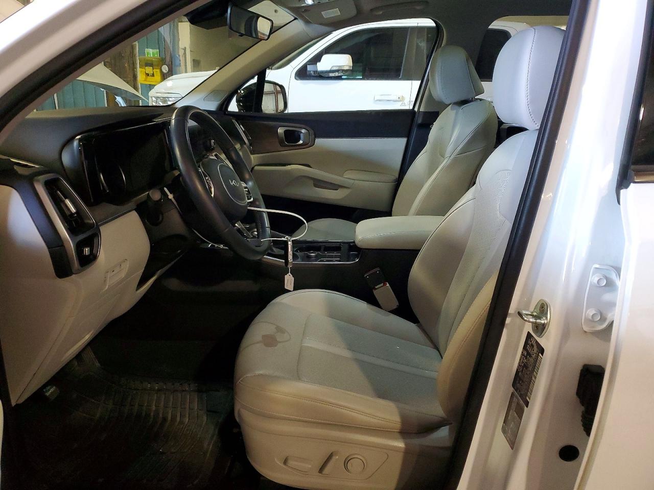 2023 KIA SORENTO