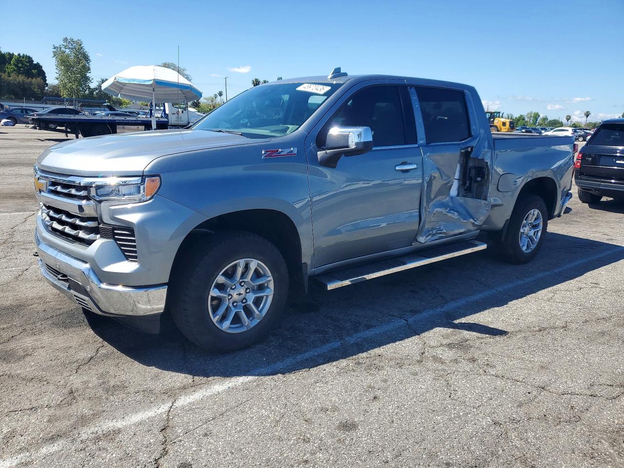 2025 CHEVROLET SILVERADO