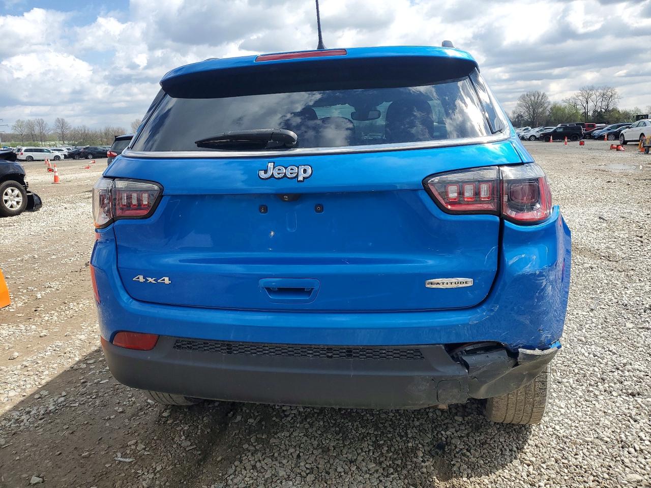 2022 JEEP COMPASS