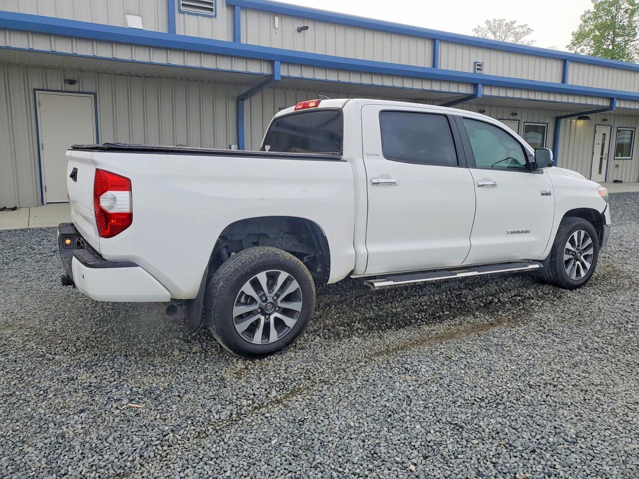 2021 TOYOTA TUNDRA