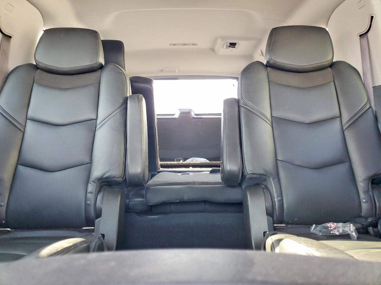 2016 CADILLAC ESCALADE