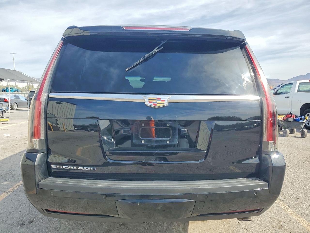 2016 CADILLAC ESCALADE