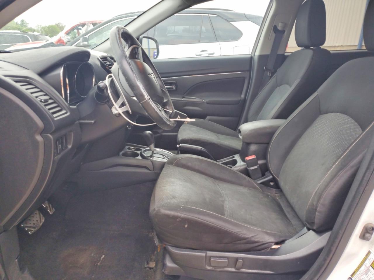2015 MITSUBISHI OUTLANDER