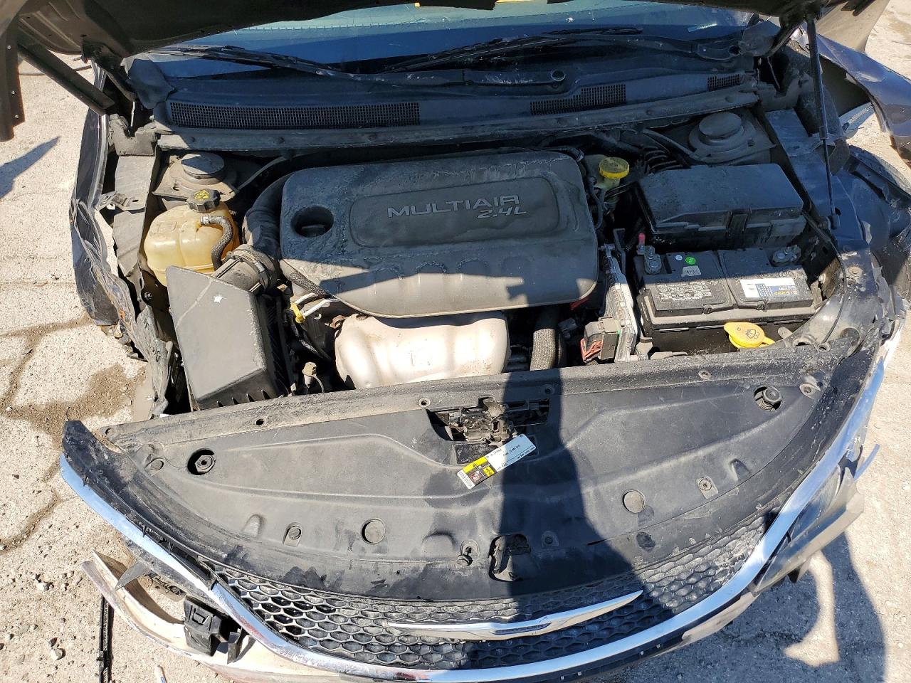 2015 CHRYSLER 200