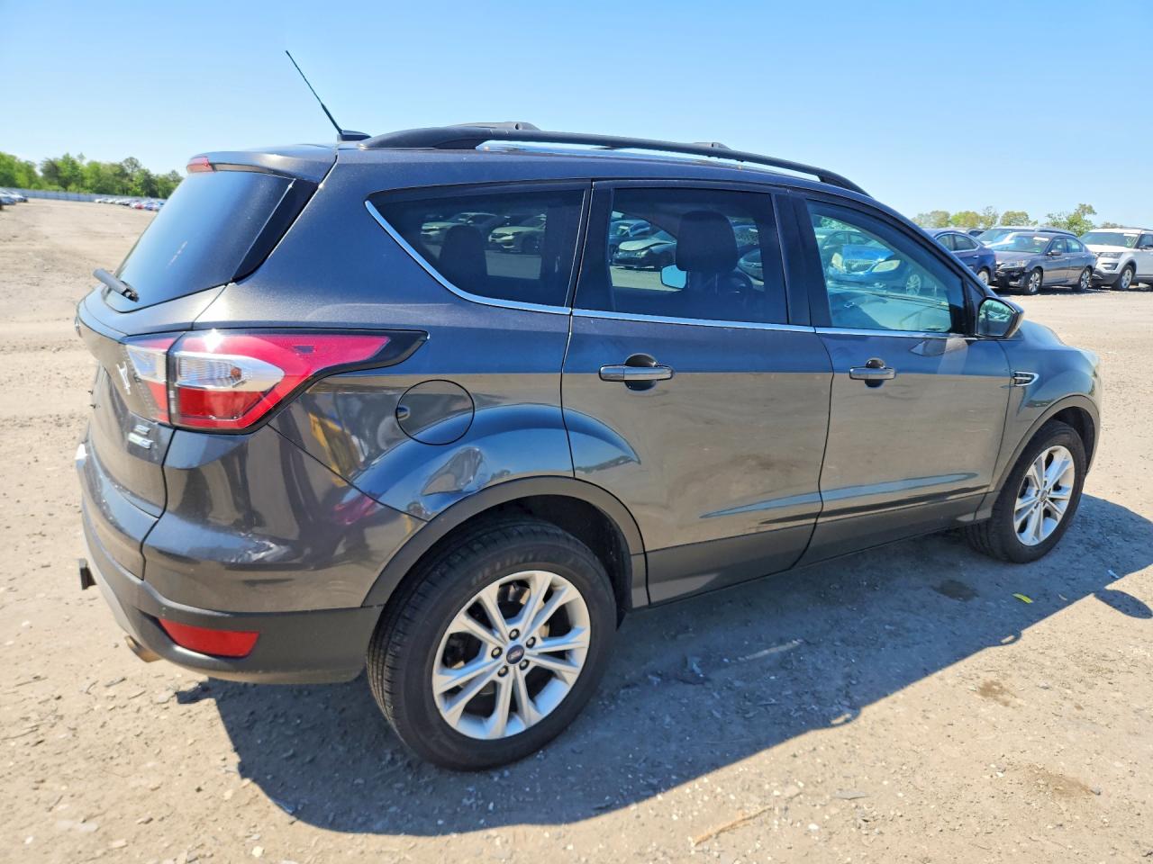 2017 FORD ESCAPE