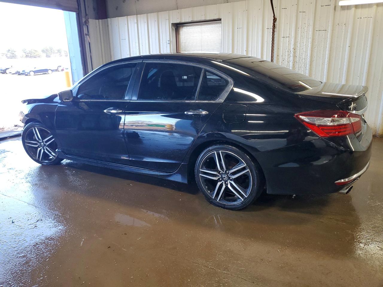2017 HONDA ACCORD