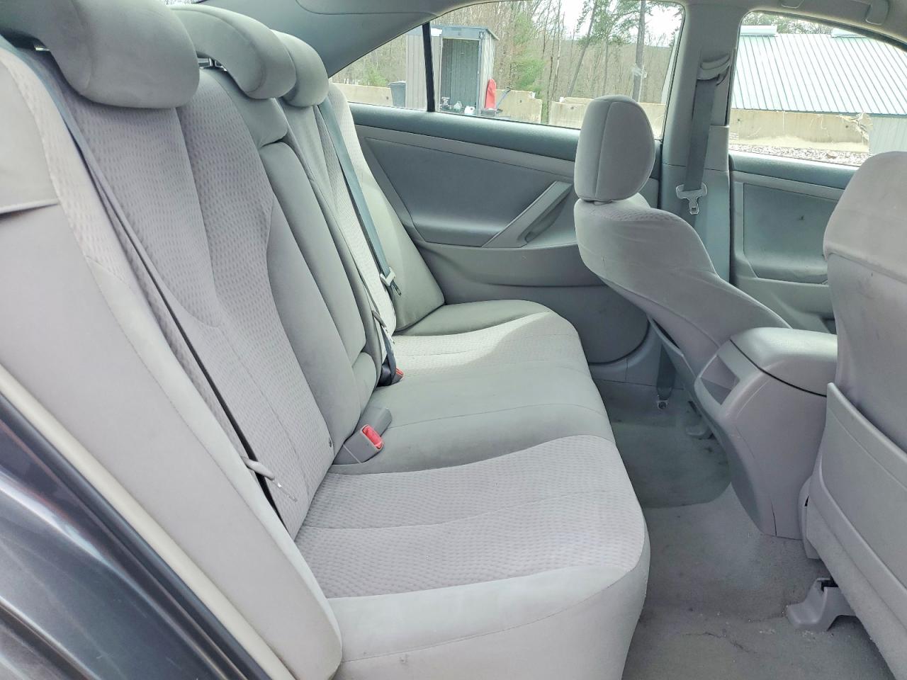 2011 TOYOTA CAMRY