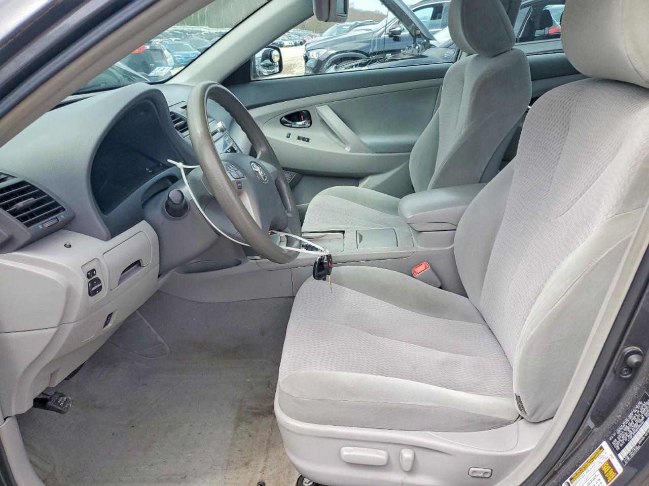 2011 TOYOTA CAMRY