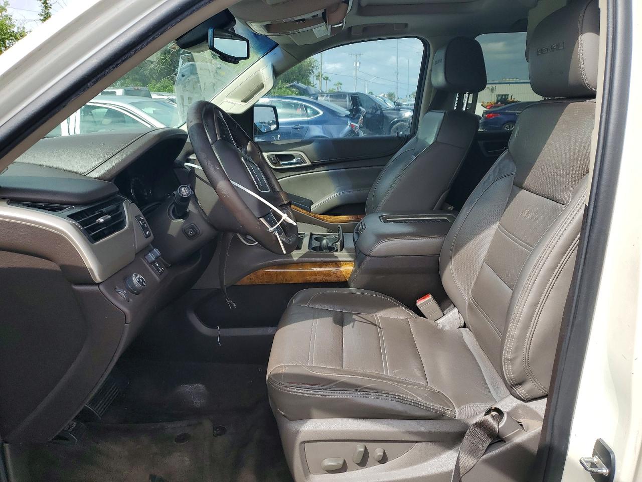 2015 GMC YUKON
