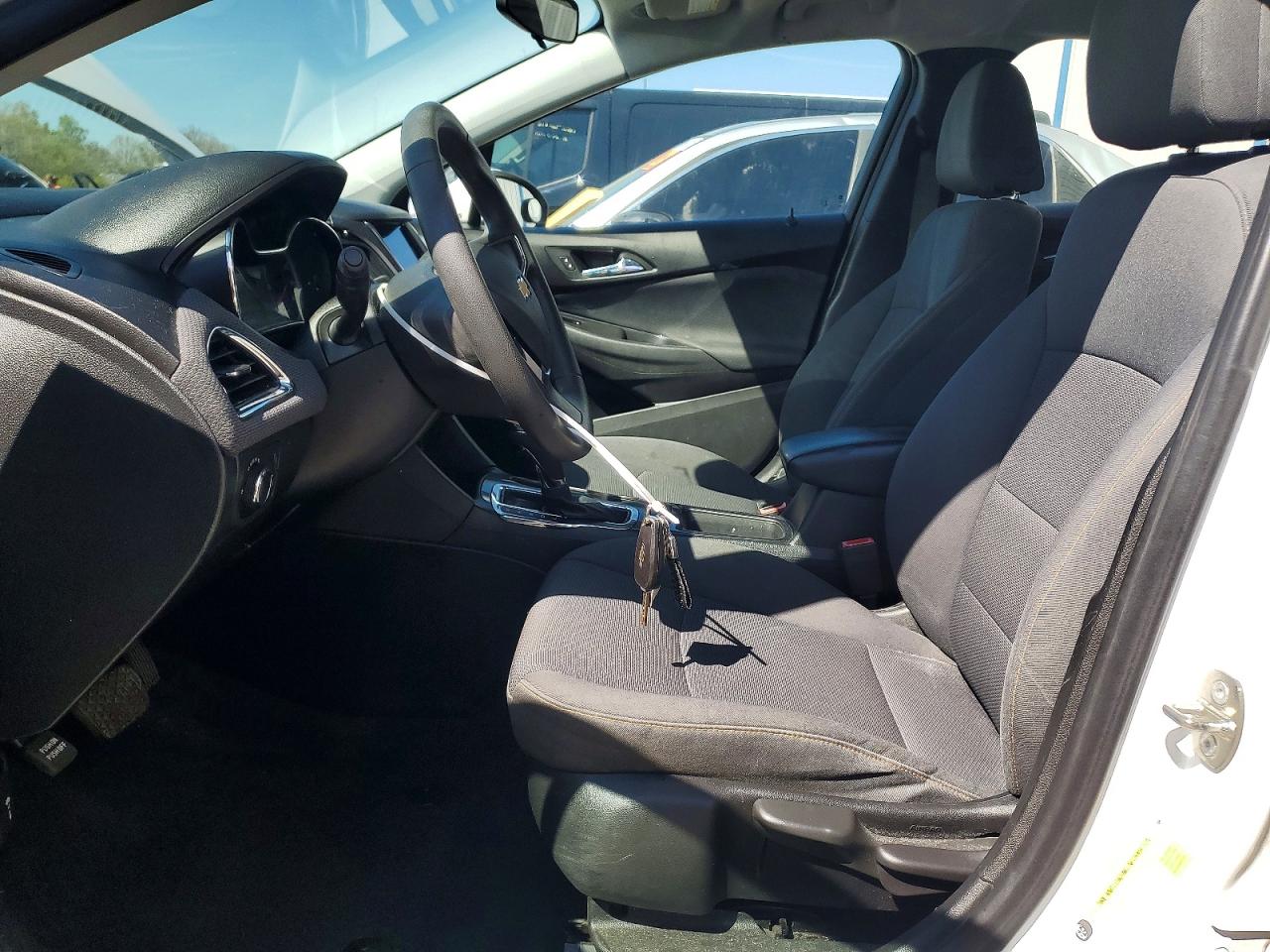 2019 CHEVROLET CRUZE