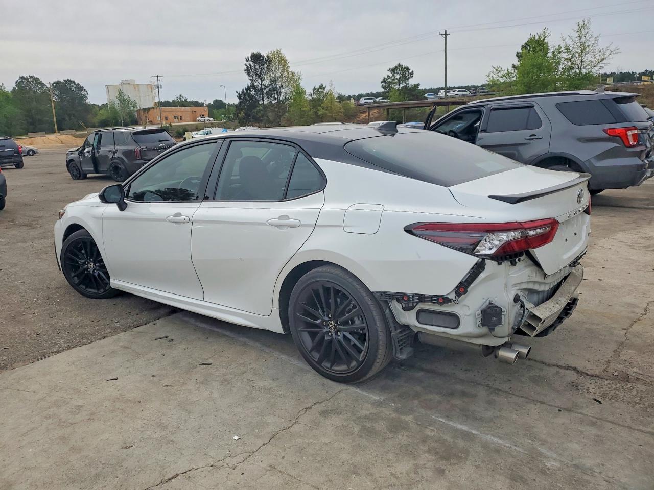 2023 TOYOTA CAMRY