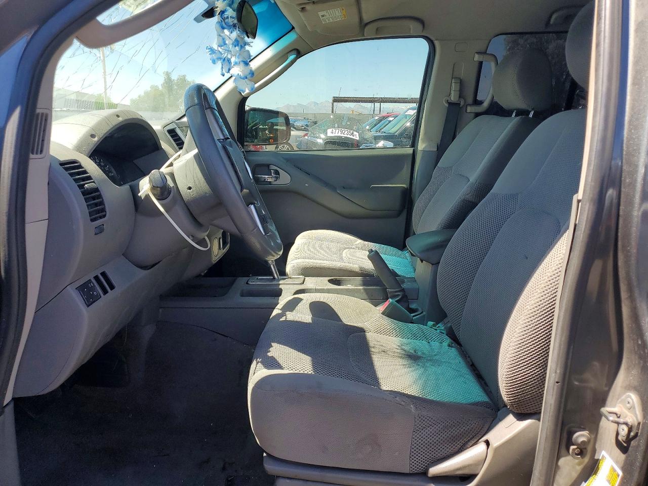 2009 NISSAN FRONTIER