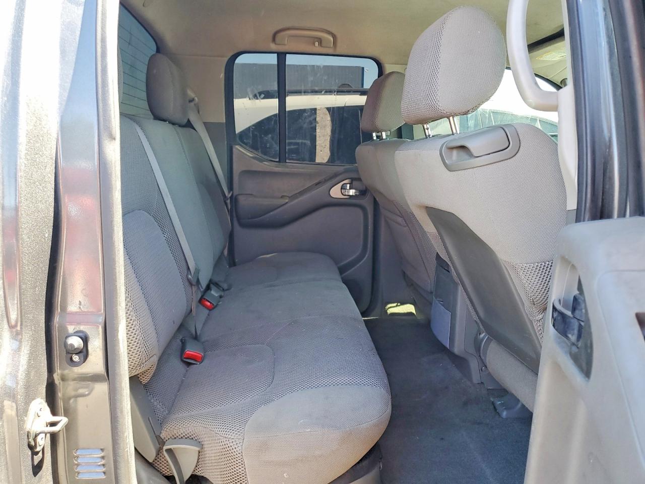 2009 NISSAN FRONTIER