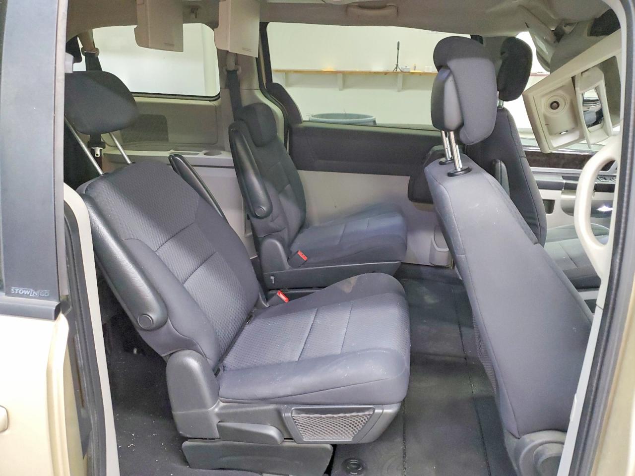 2010 DODGE CARAVAN