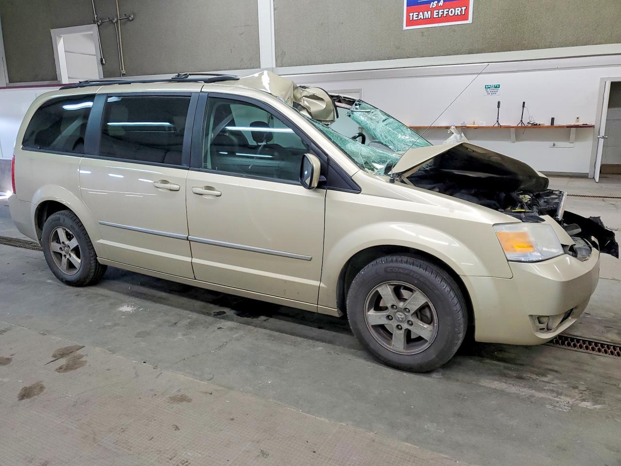 2010 DODGE CARAVAN