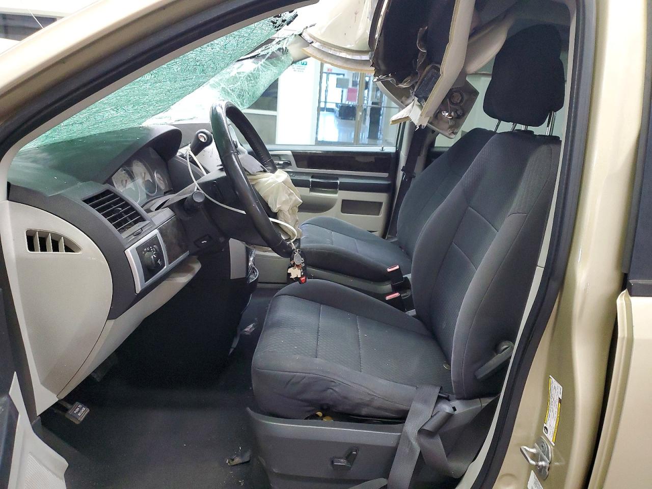 2010 DODGE CARAVAN