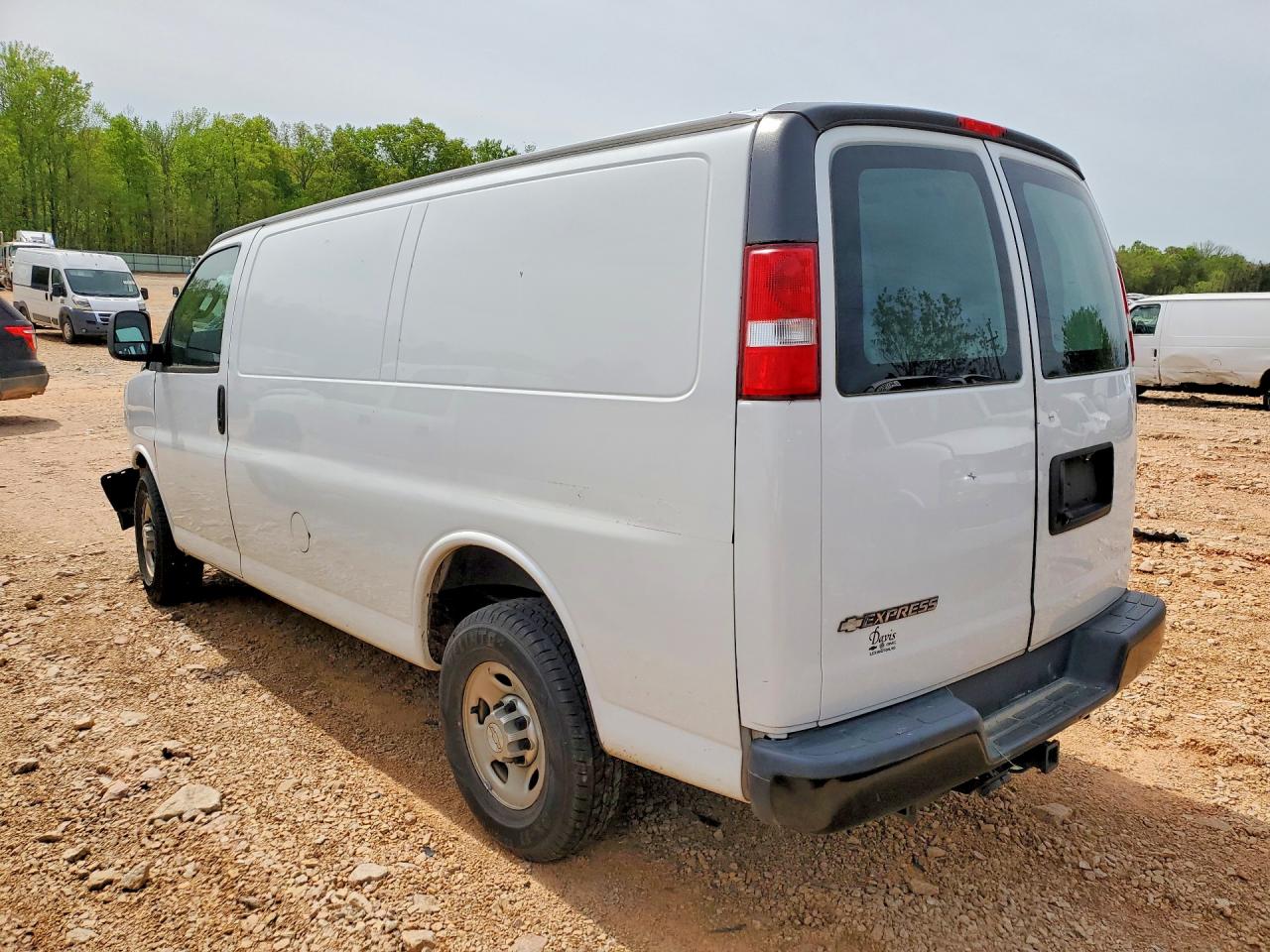 2017 CHEV EXPRESS