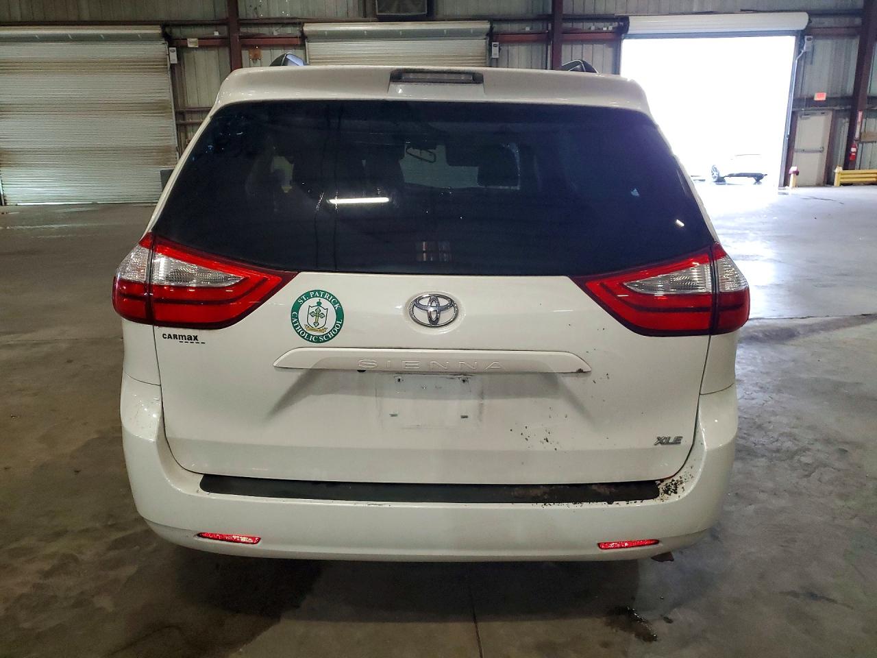 2017 TOYOTA SIENNA