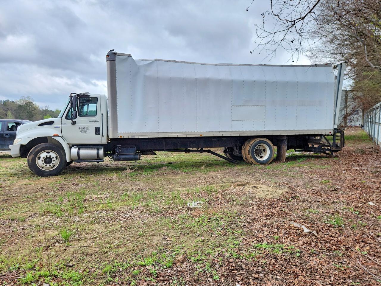 2011 INTERNATIONAL 4300 4300