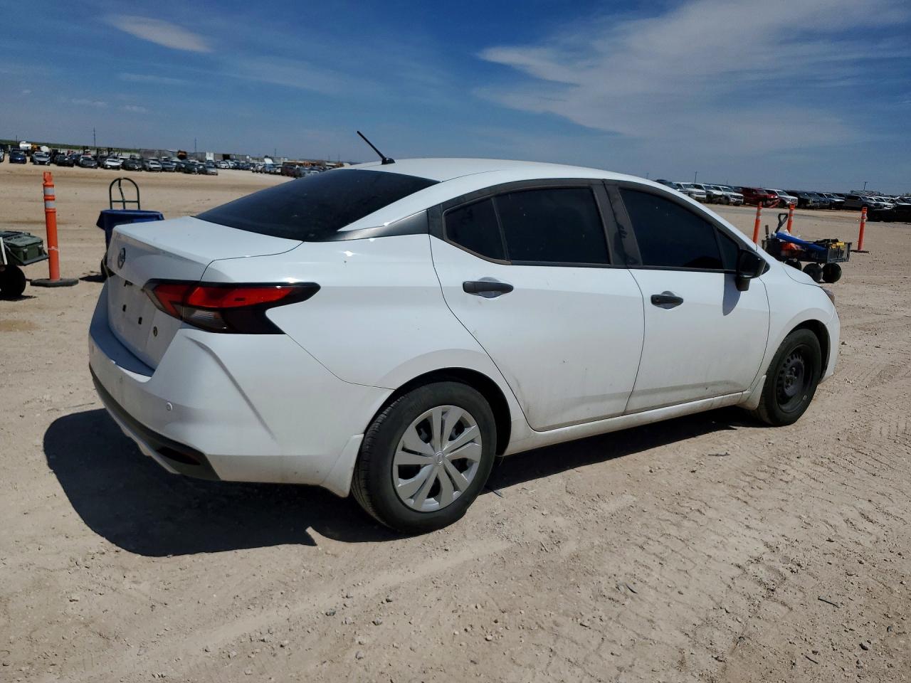 2024 NISSAN VERSA