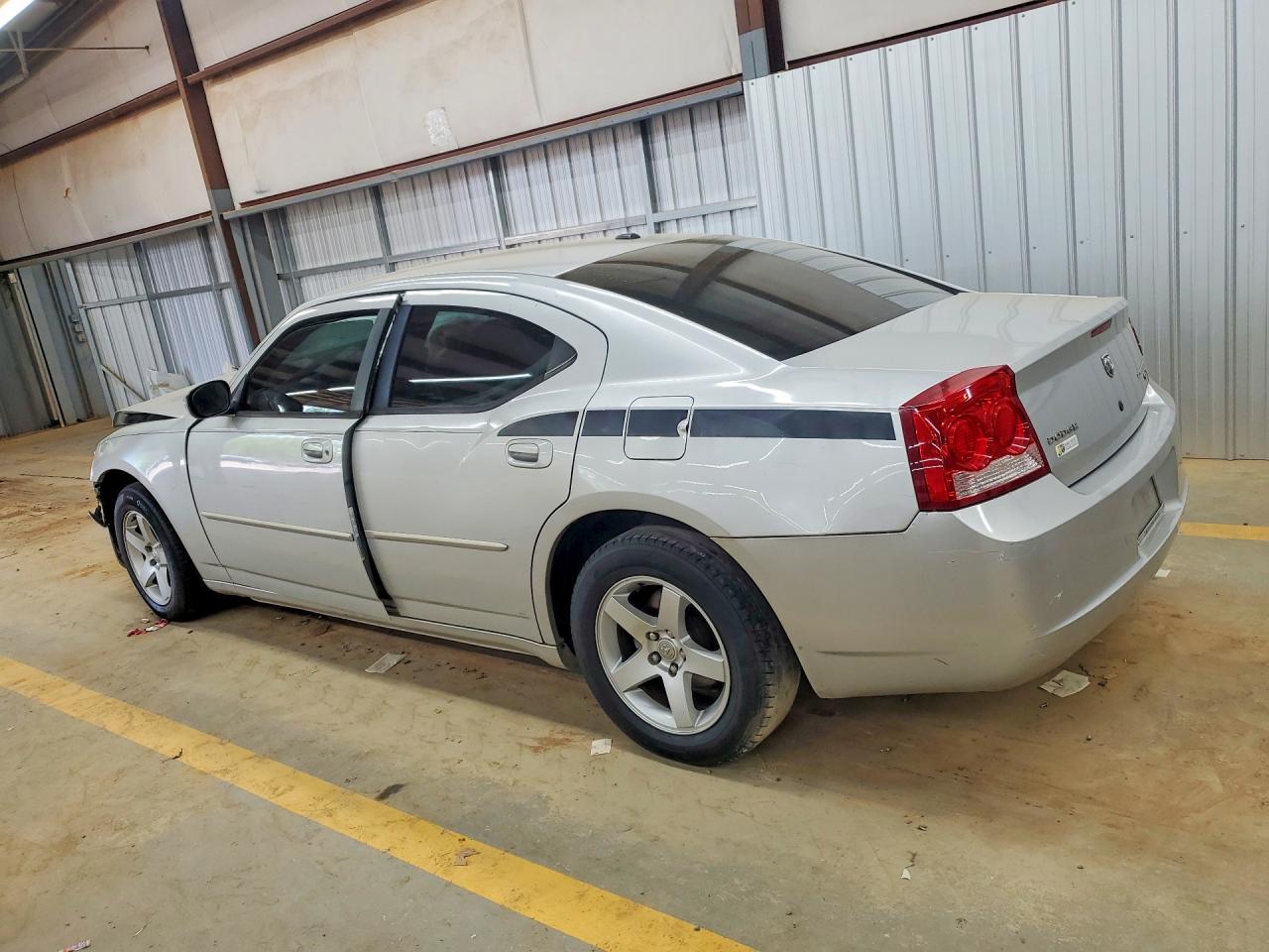 2010 DODGE CHARGER