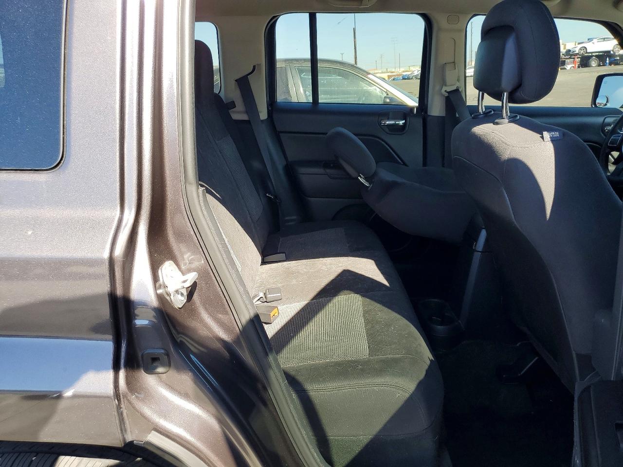 2016 JEEP PATRIOT