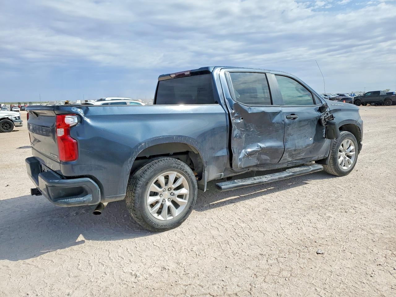 2021 CHEVROLET SILVERADO